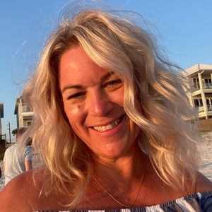 Meet your Posher, Candace